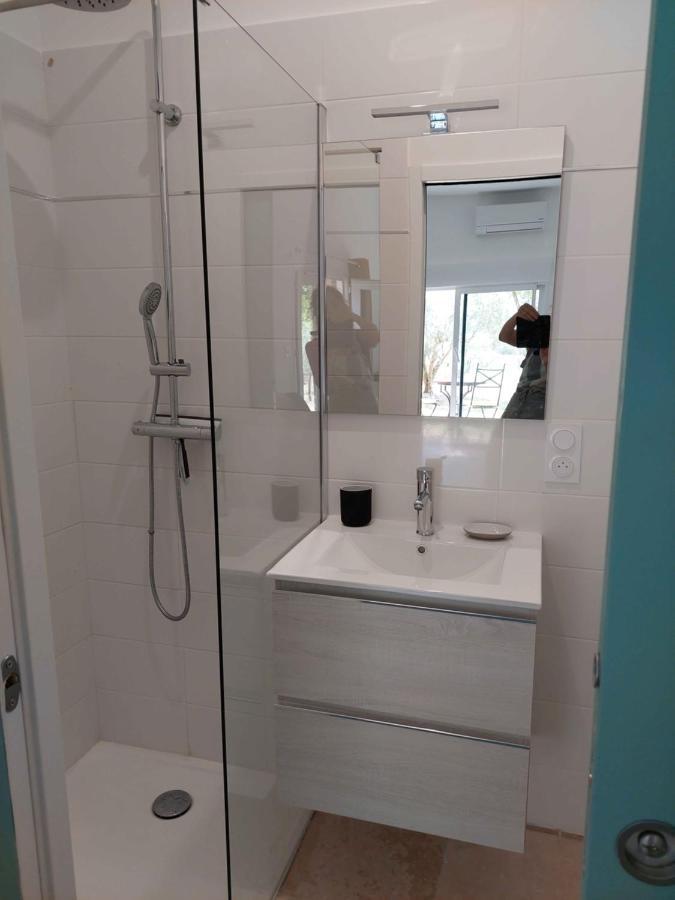 Appartement L'Etang Des Cigales à Uchaux Extérieur photo