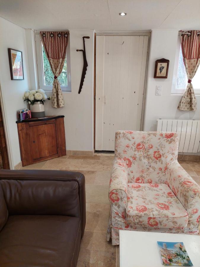 Appartement L'Etang Des Cigales à Uchaux Extérieur photo